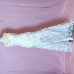 Hebeos White Lace Sheer Back Sleeveless Fit and Flare Wedding Dress size 6